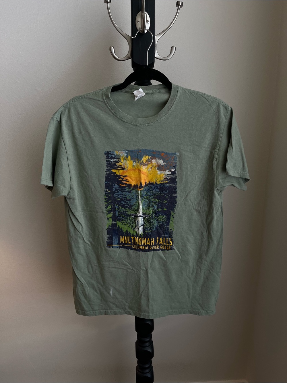 Vintage Fruit of the Loom Multnomah Falls Graphic Tee - Olive Green